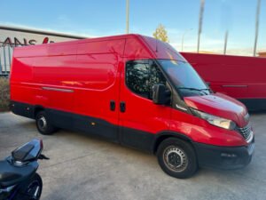 IVECO DAILY 35C14 FURGON