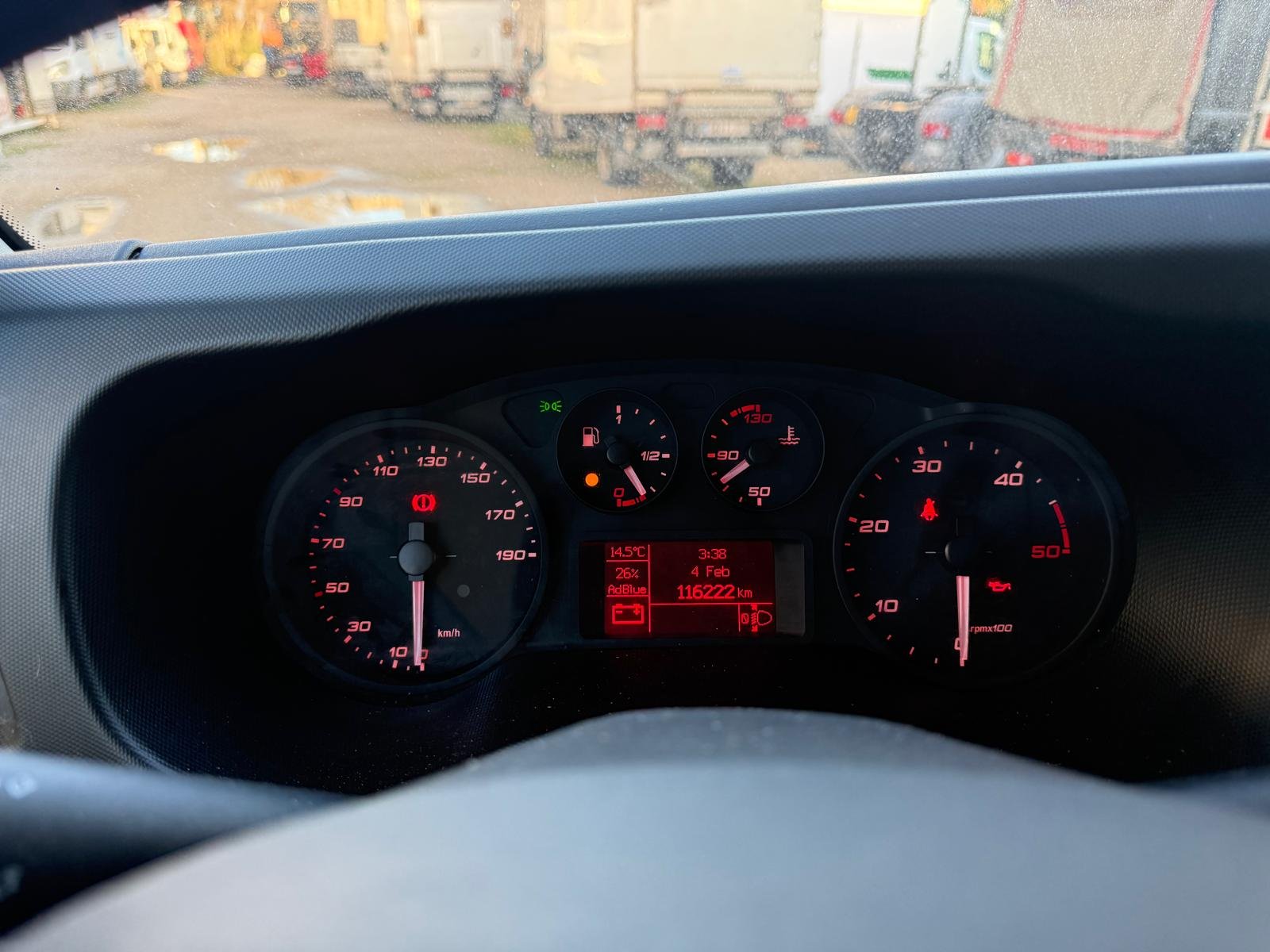 IVECO DAILY 35C16 CAJA CERRADA + PLATAFORMA - Imagen 10