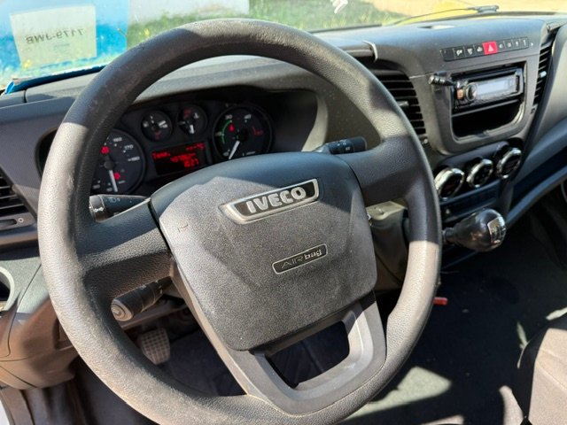 IVECO DAILY 70C17 CAJA CERRADA + PLATAFORMA - Imagen 8