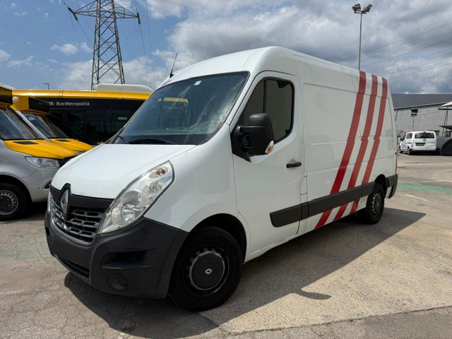 RENAULT MASTER EQUIPADA MOBILIARIO TALLER CON RAMPA POSTERIOR