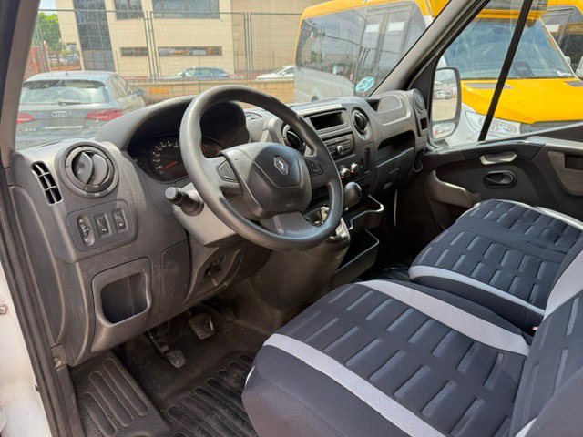 RENAULT MASTER EQUIPADA MOBILIARIO TALLER CON RAMPA POSTERIOR - Imagen 6